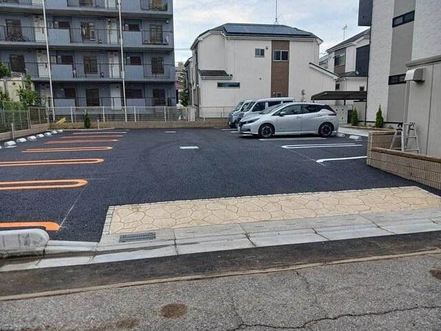 Ｋｓパーシモン（302） 駐車場