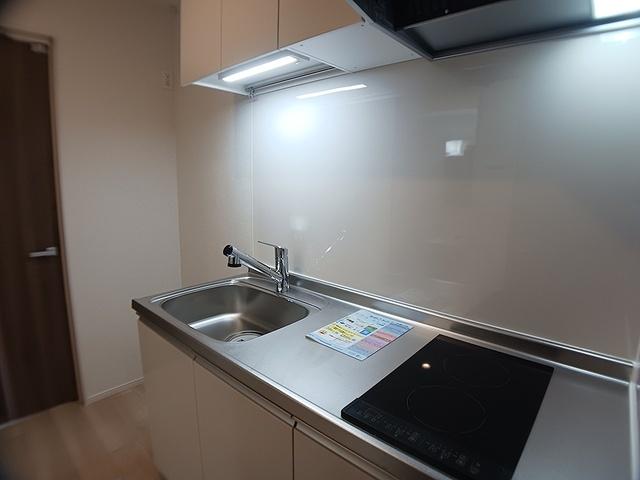 ヒカルサ東川口（106） キッチン
