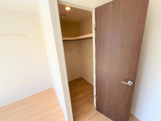 グリーンシャトー 部屋画像