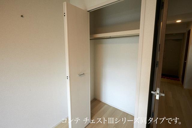 メゾンド　トレーフル（301） 収納