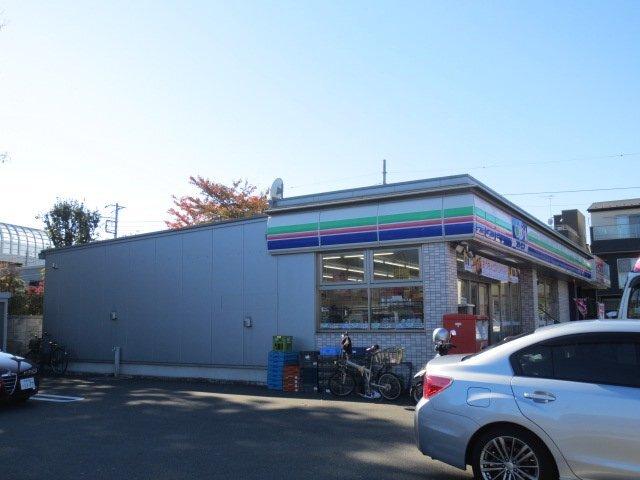 スリーエフ川口伊刈店：500m