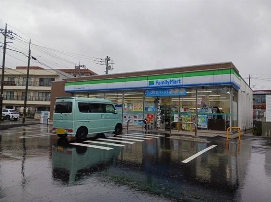 ファミマ　さいたま曲本２丁目店：350m