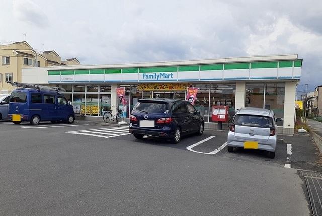 ファミマ　さいたま西堀9丁目店：800m