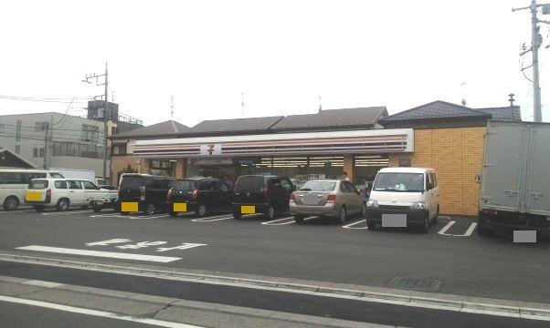 セブン　さいたま曲本３丁目店：450m
