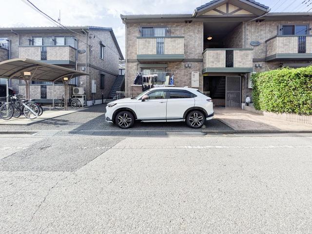 グレイスフル（202） 駐車場