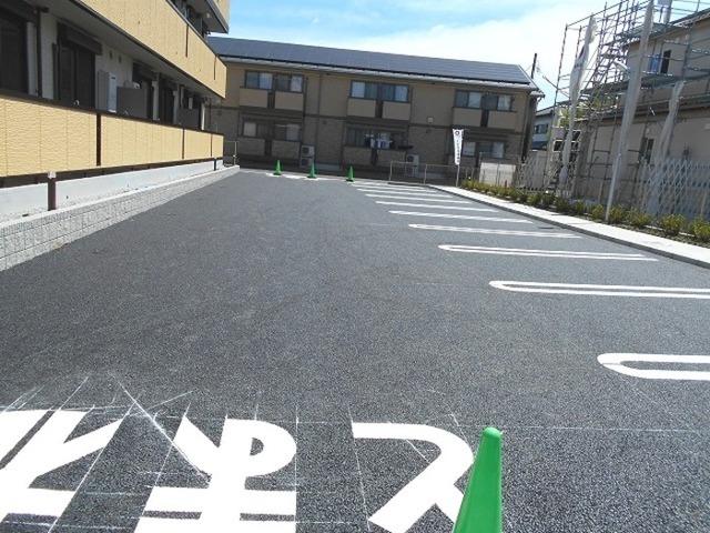 プレジオ　Ⅱ（302） 駐車場