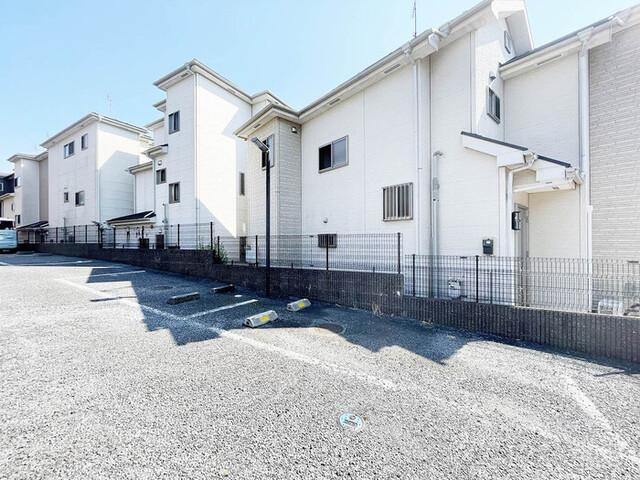 グリーンヒルズ（203） 駐車場