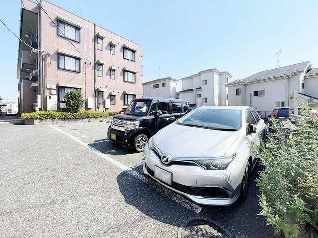 グリーンヒルズ（203） 駐車場