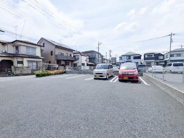 グランルミエール　Ｂ棟（102） 駐車場