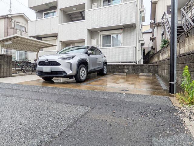 Alfieri（301） 駐車場