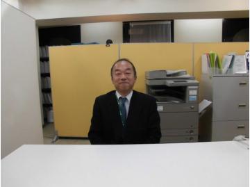 スタッフのサムネイル
