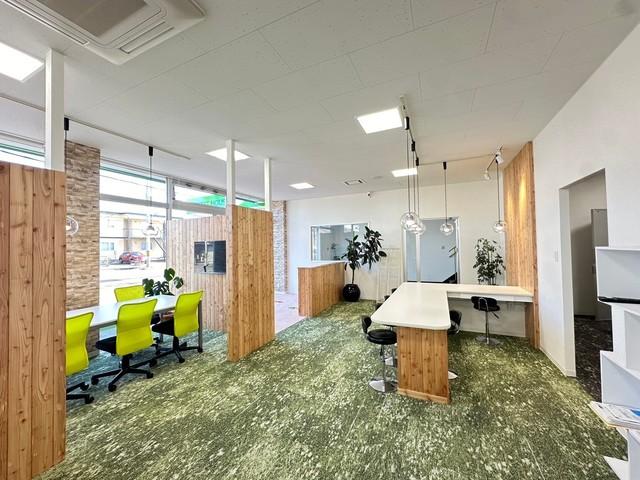 ご連絡お待ちしております！