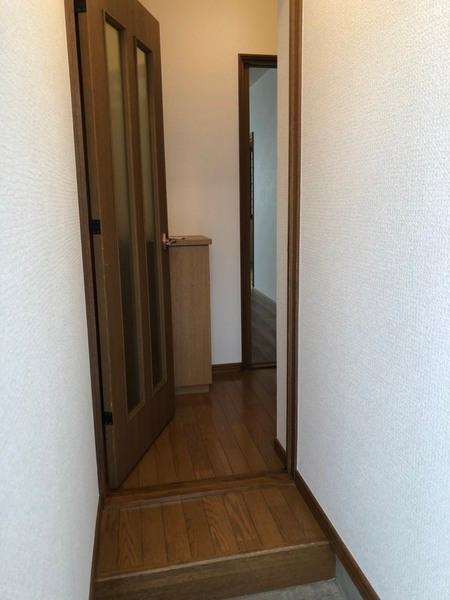 ハイツKAREN（202） 玄関