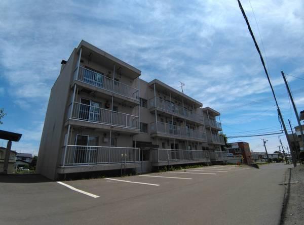 春採ハイツ（101） 駐車場