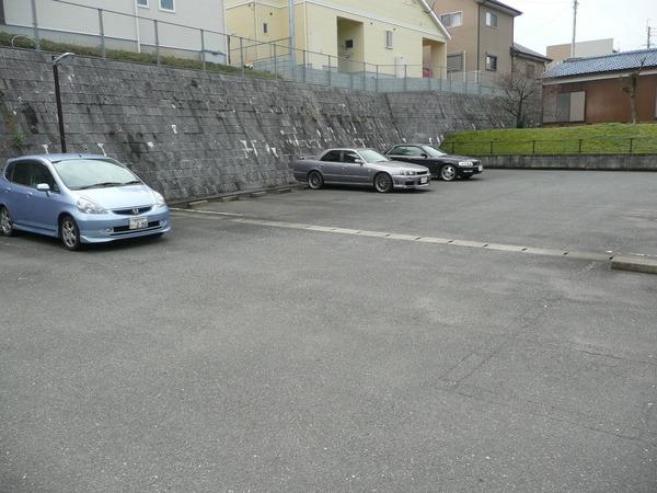 グランフォレスタ美しが丘（208） 駐車場