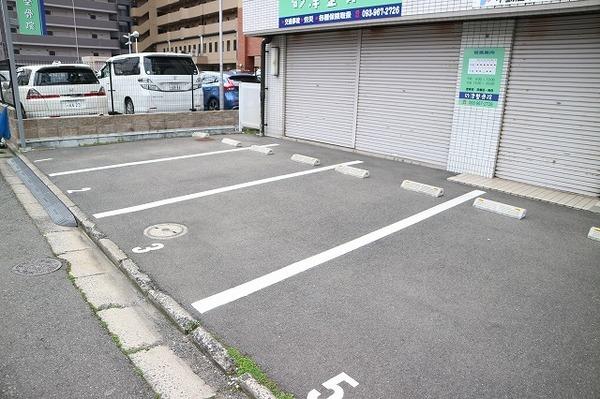 北九州市小倉北区砂津マンション 駐車場