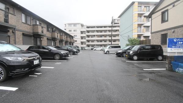 オーク上富野 駐車場