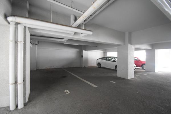 グランベール小倉駅前 駐車場