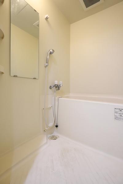 No.40 PROJECT2100 博多駅前（611） バス／シャワー