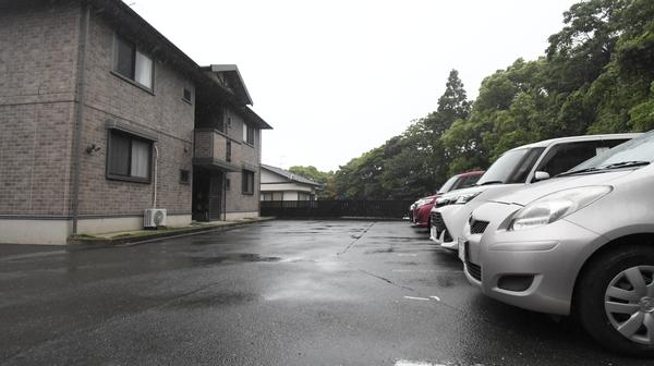 ヒルサイドテラス 駐車場