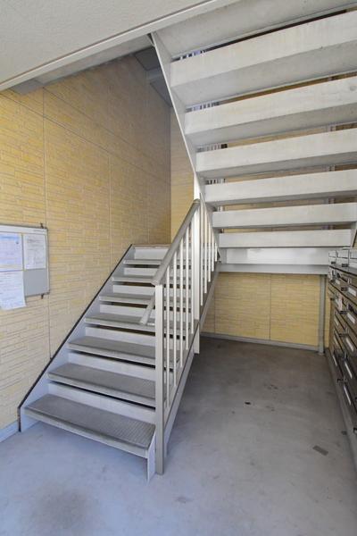 北九州市門司区高田アパート ロビー