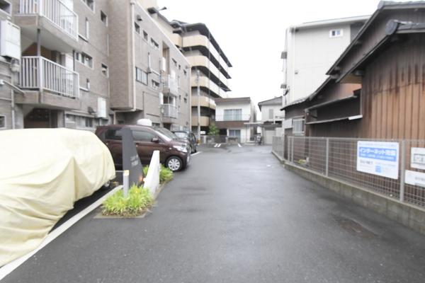エルカーサ門司駅前 駐車場