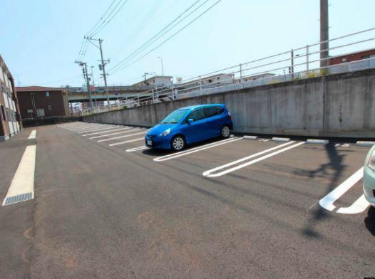 エクスクルーシブⅡ 駐車場