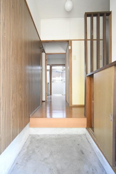 北九州市門司区東本町アパート 玄関