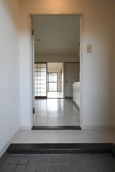 ヴィレッジ皆好園 玄関
