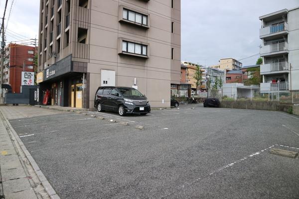 RISO到津 駐車場