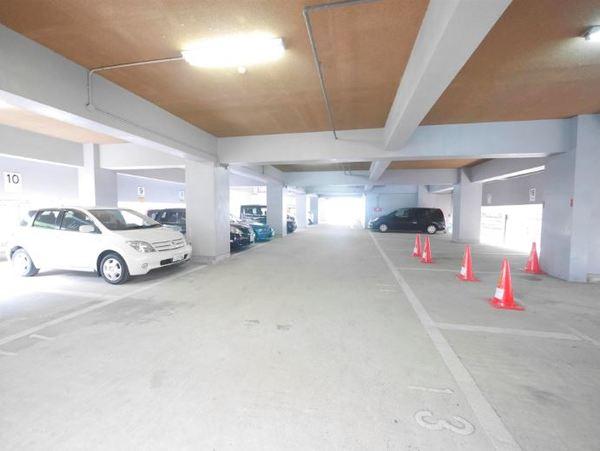 アルテハイム大手町 駐車場