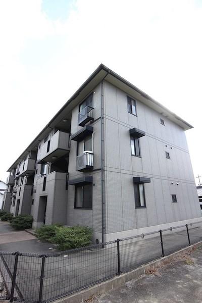 北九州市小倉南区葛原東アパート エントランス