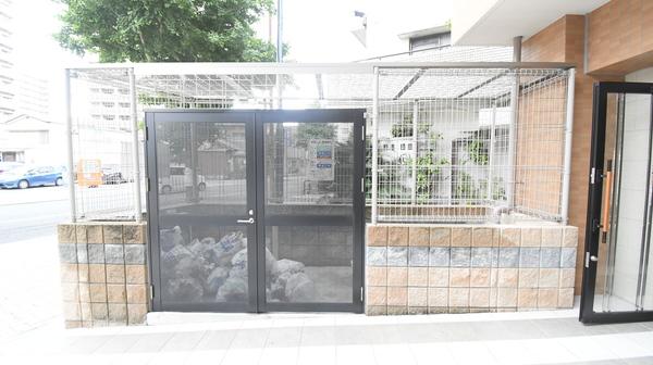 CENTER MARK三萩野 その他