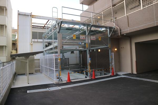 malvarosa 駐車場