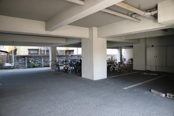 第一古船場マンション 駐車場
