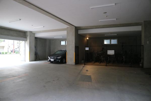 北九州市小倉北区堺町マンション 駐車場