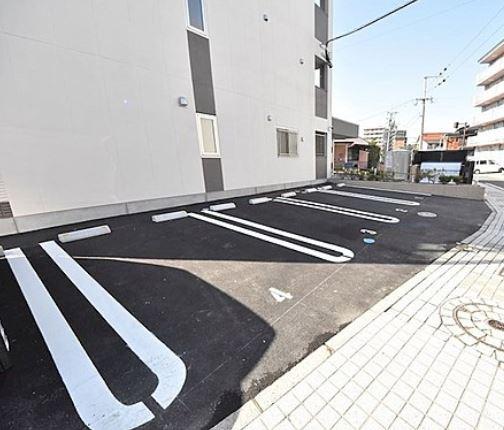 Univaly芙蓉王 駐車場