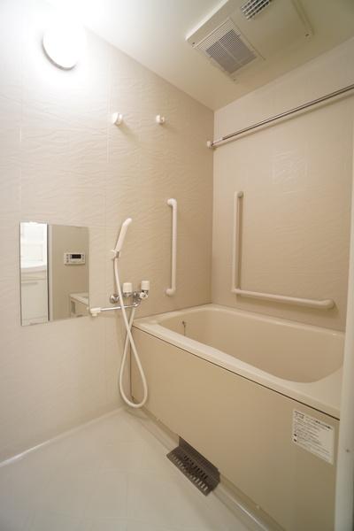 福岡市博多区板付マンション バス／シャワー