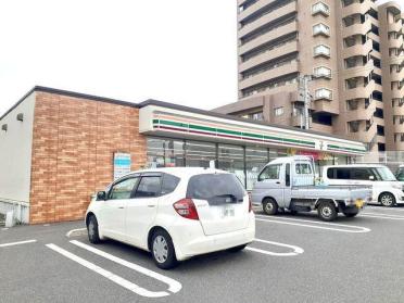 ファミリーマート小倉井堀三丁目店：248m