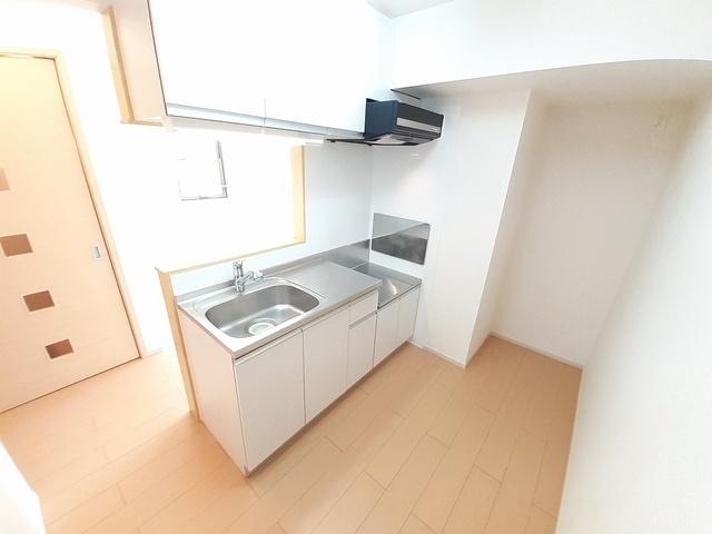ラインハイム足立山Ｂ キッチン
