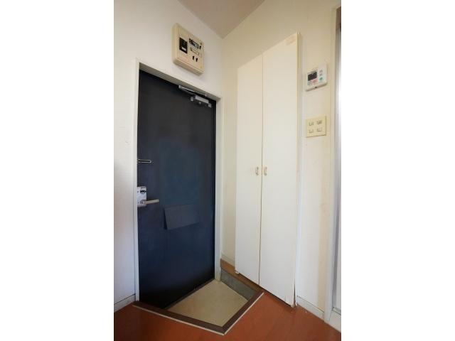 オアシス片野新町 玄関
