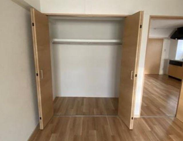 中津口小住ビル 収納