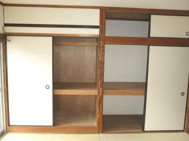 山田アパート 収納