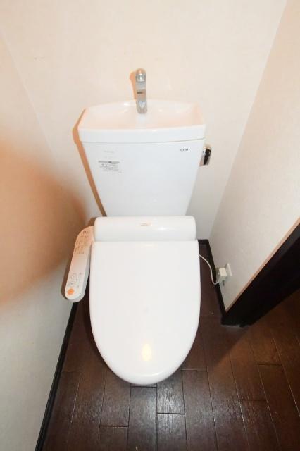ルネス若園A棟 トイレ