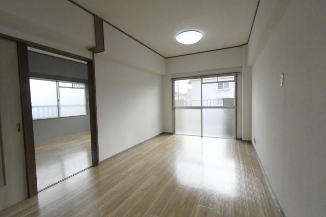 シュロス若園 その他