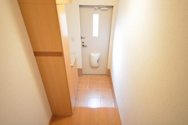 北九州市小倉南区葛原本町アパート 玄関