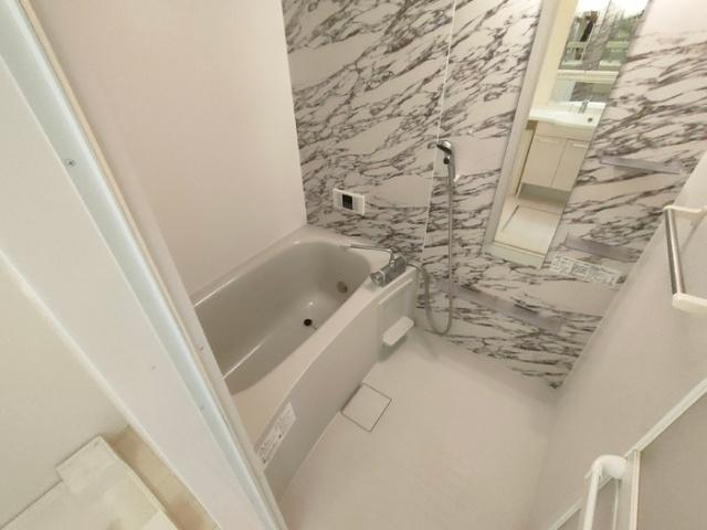 北九州市小倉南区中吉田アパート バス／シャワー