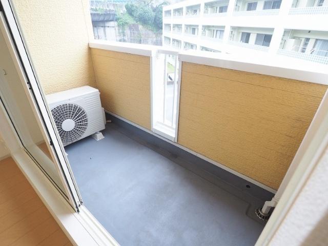 北九州市門司区大久保アパート バルコニー