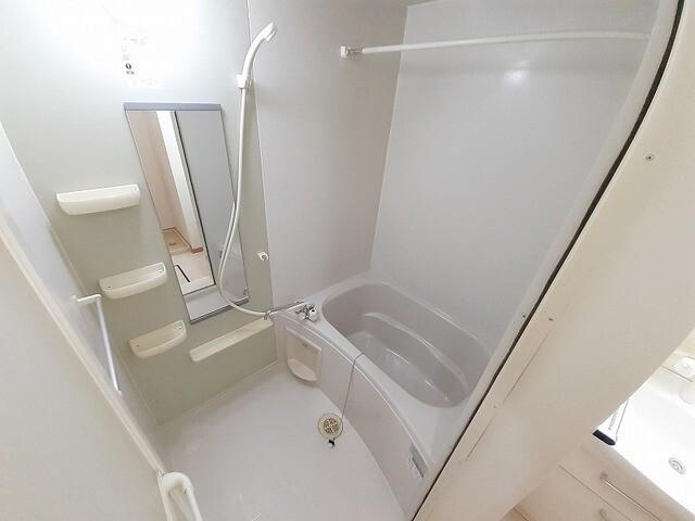 北九州市小倉南区沼緑町アパート バス／シャワー
