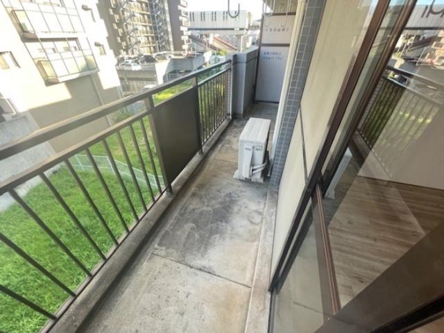 北九州市小倉南区企救丘マンション バルコニー